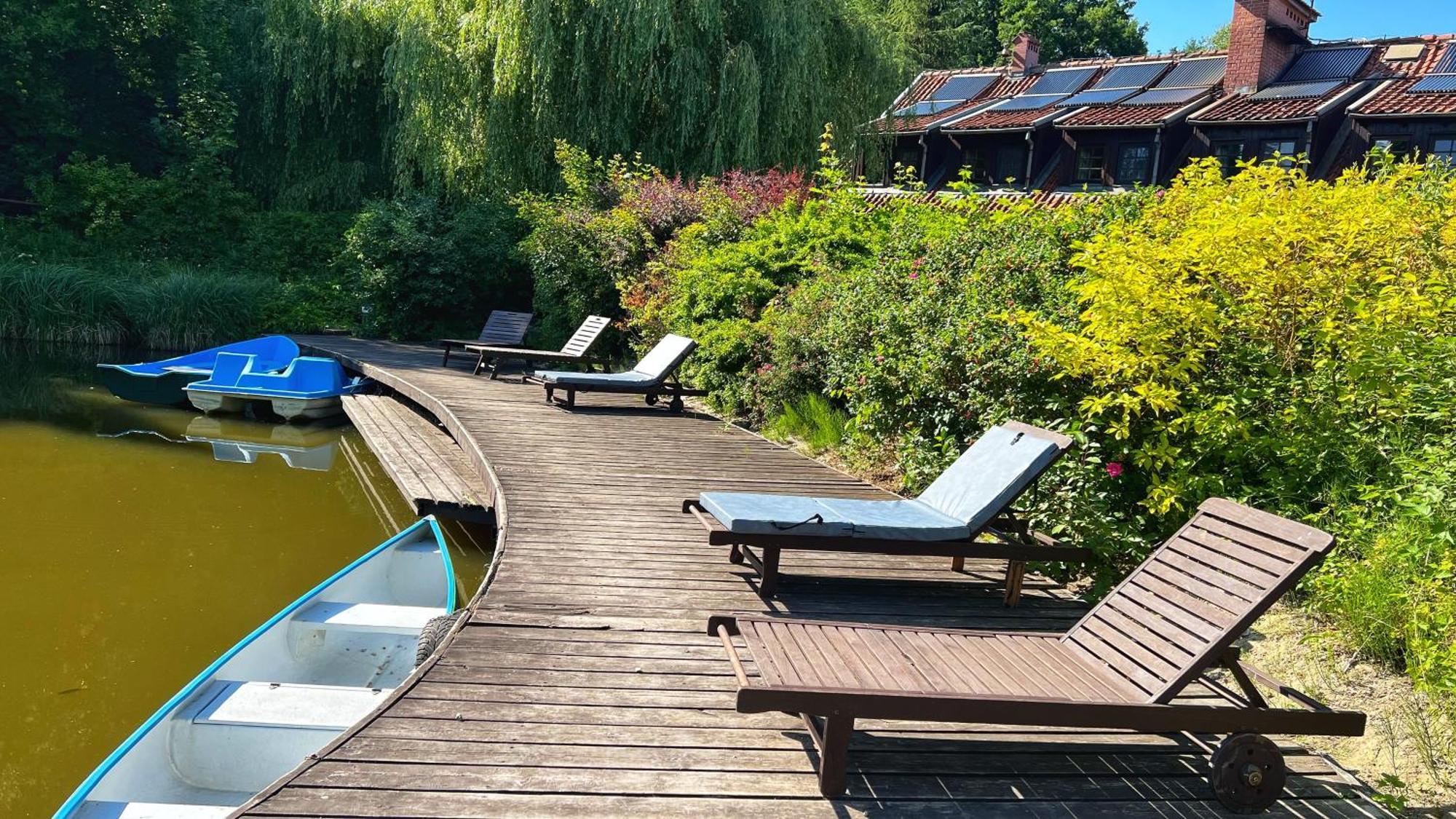 Mlyn Klekotki Spa Resort Экстерьер фото